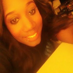 Meet your Posher, Akeema